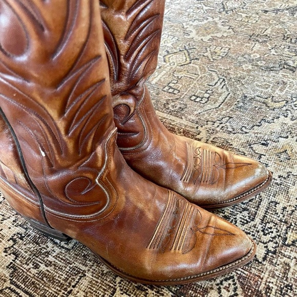 Vintage Leather Embroidered Cowboy Western Boots in Cognac Brown - 6 - Picture 4 of 8